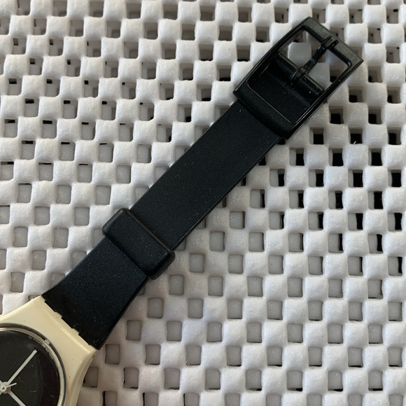 Swatch Watch - LW112 - LITTLE ECLIPSE - Picture 4 of 10